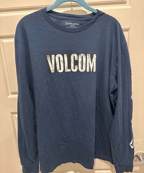 Volcom Men's Blue Skate Visuals Relics Long Sleeve T-Shirt - Picture 1 of 7